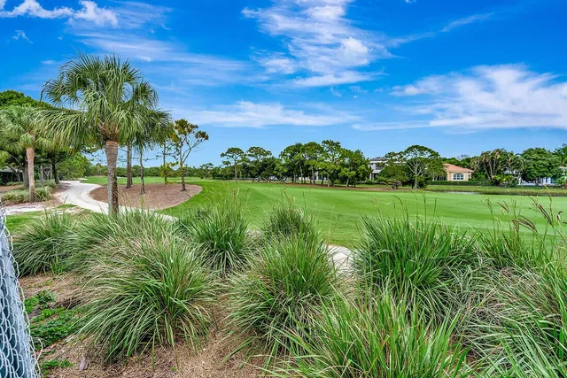 Admirals Cove Residence photo 13