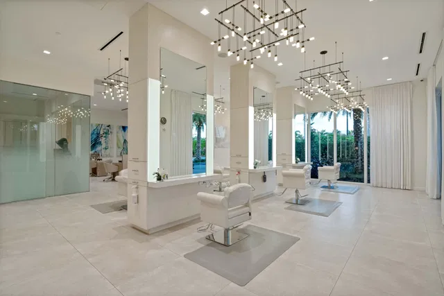 Admirals Cove Residence photo 19