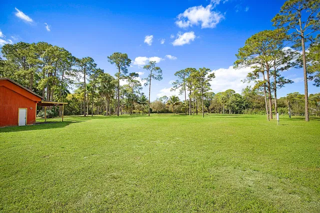  Residence photo 6