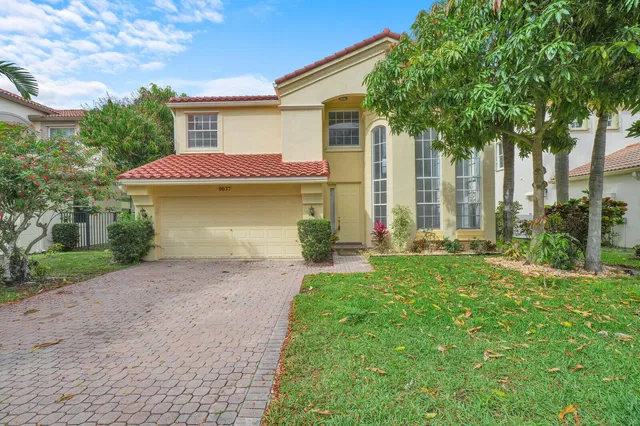 Residence photo 3