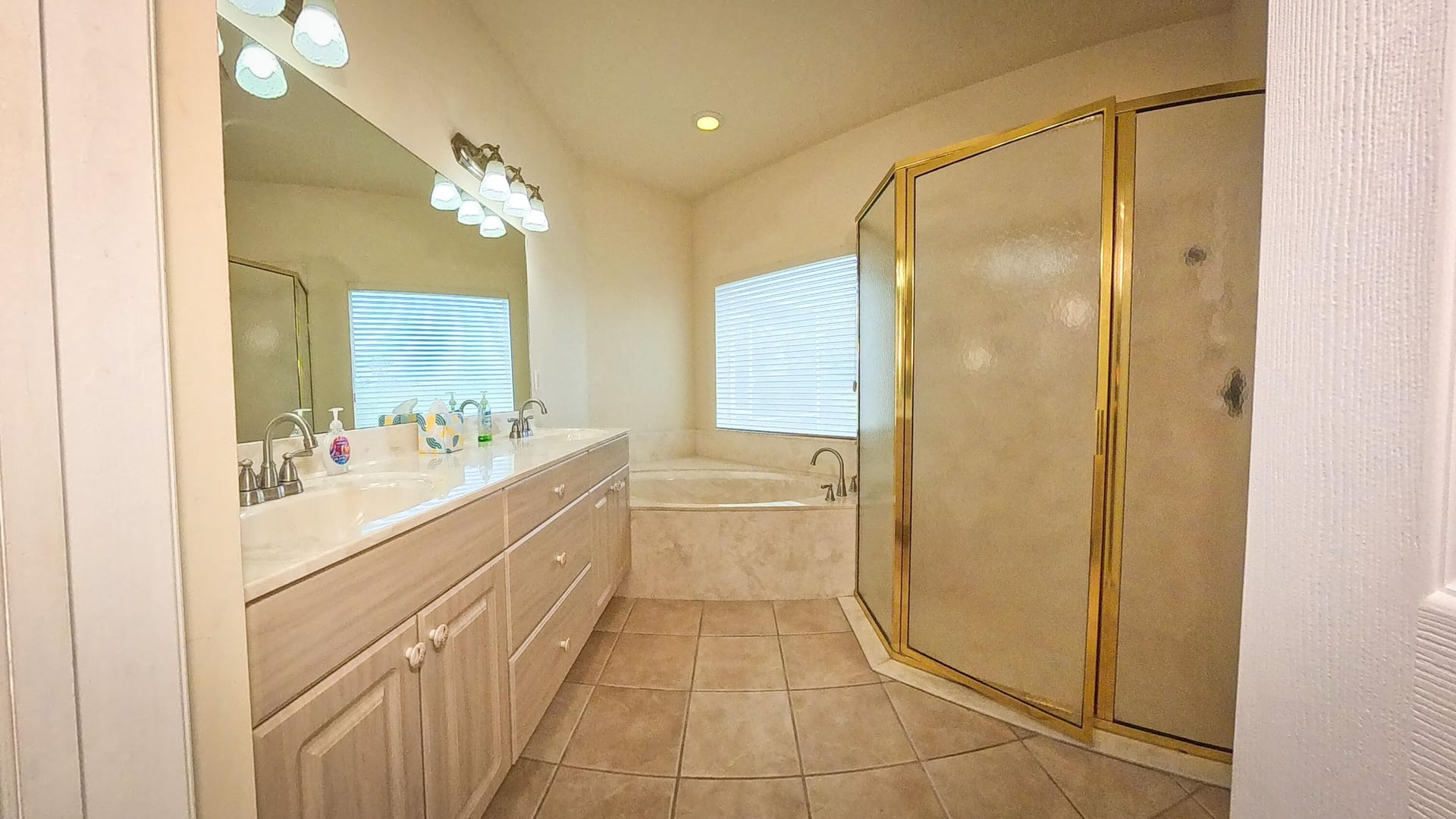 Residence photo 23