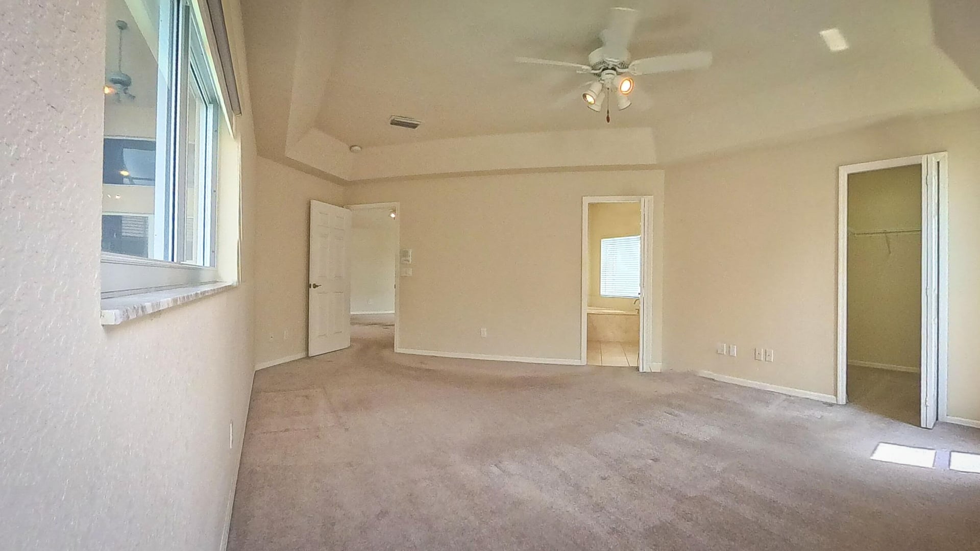Residence photo 24