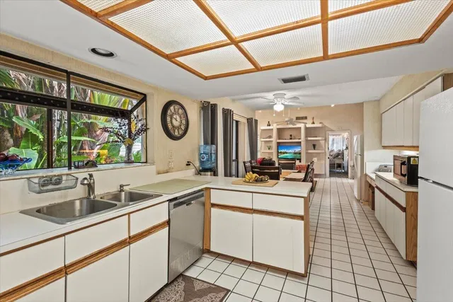 Eastpointe Country Club Residence photo 31