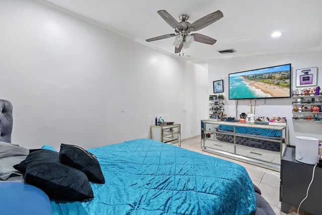 Residence photo 11