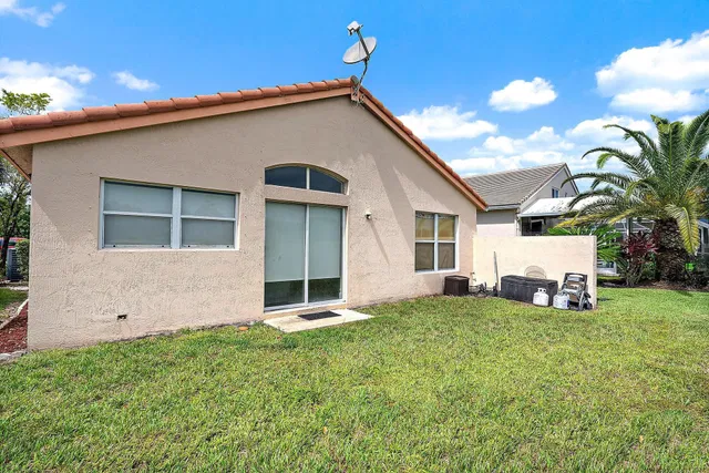 Residence photo 18