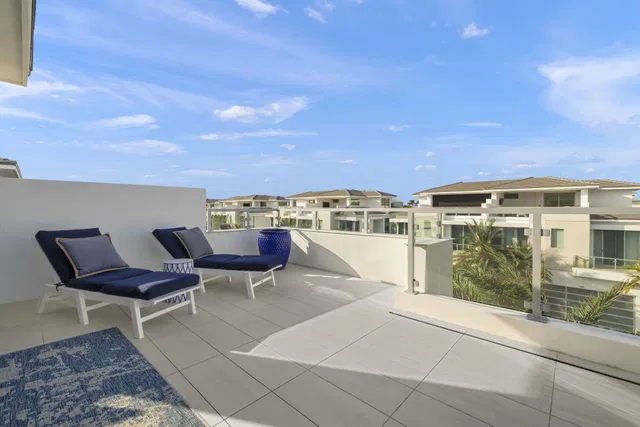 Ocean One Juno Beach Residence photo 38