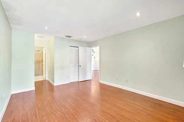  Unit 207 photo 10