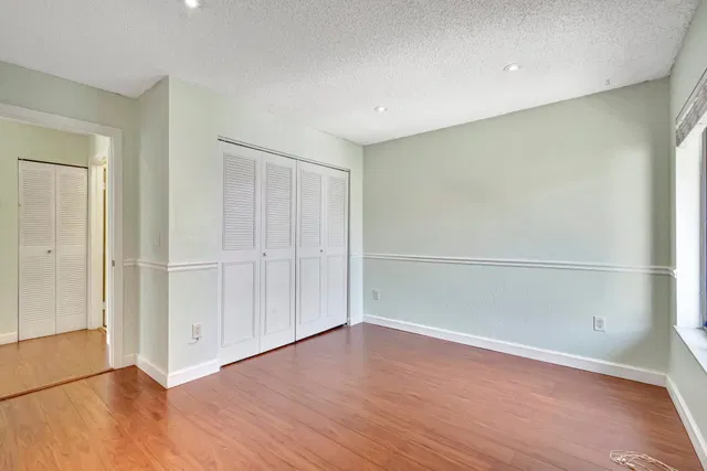  Unit 207 photo 16