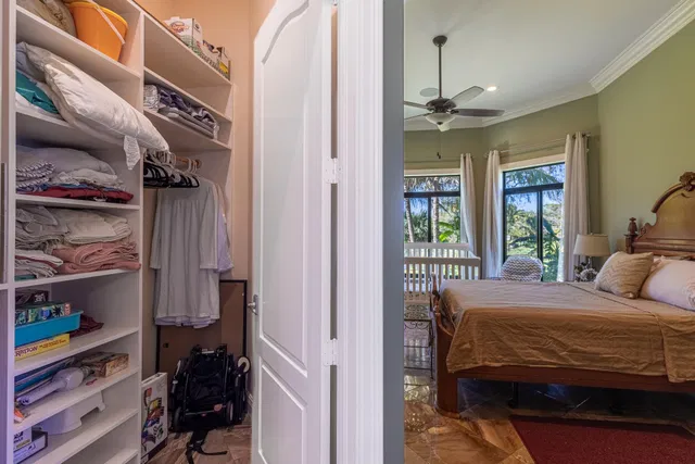 Residence photo 39