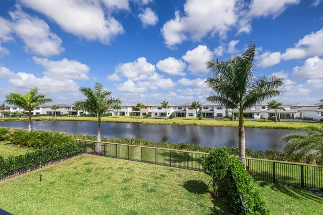 Boca Raton Golf Course Pud Residence photo 32