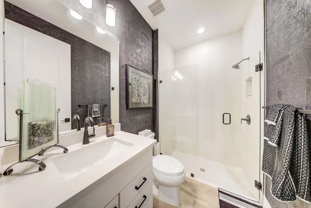 Residence photo 14