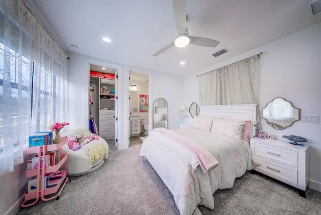 Residence photo 35