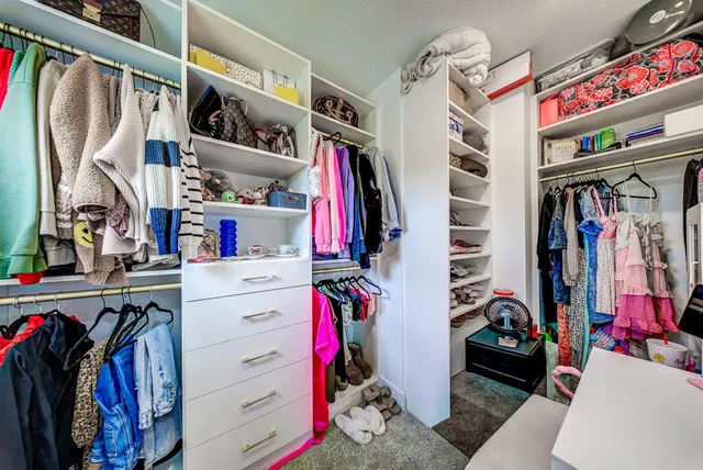 Residence photo 41