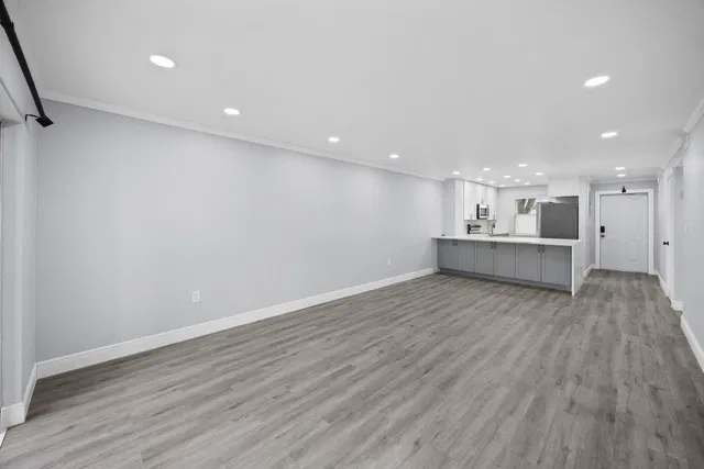 Unit 1314 photo 7