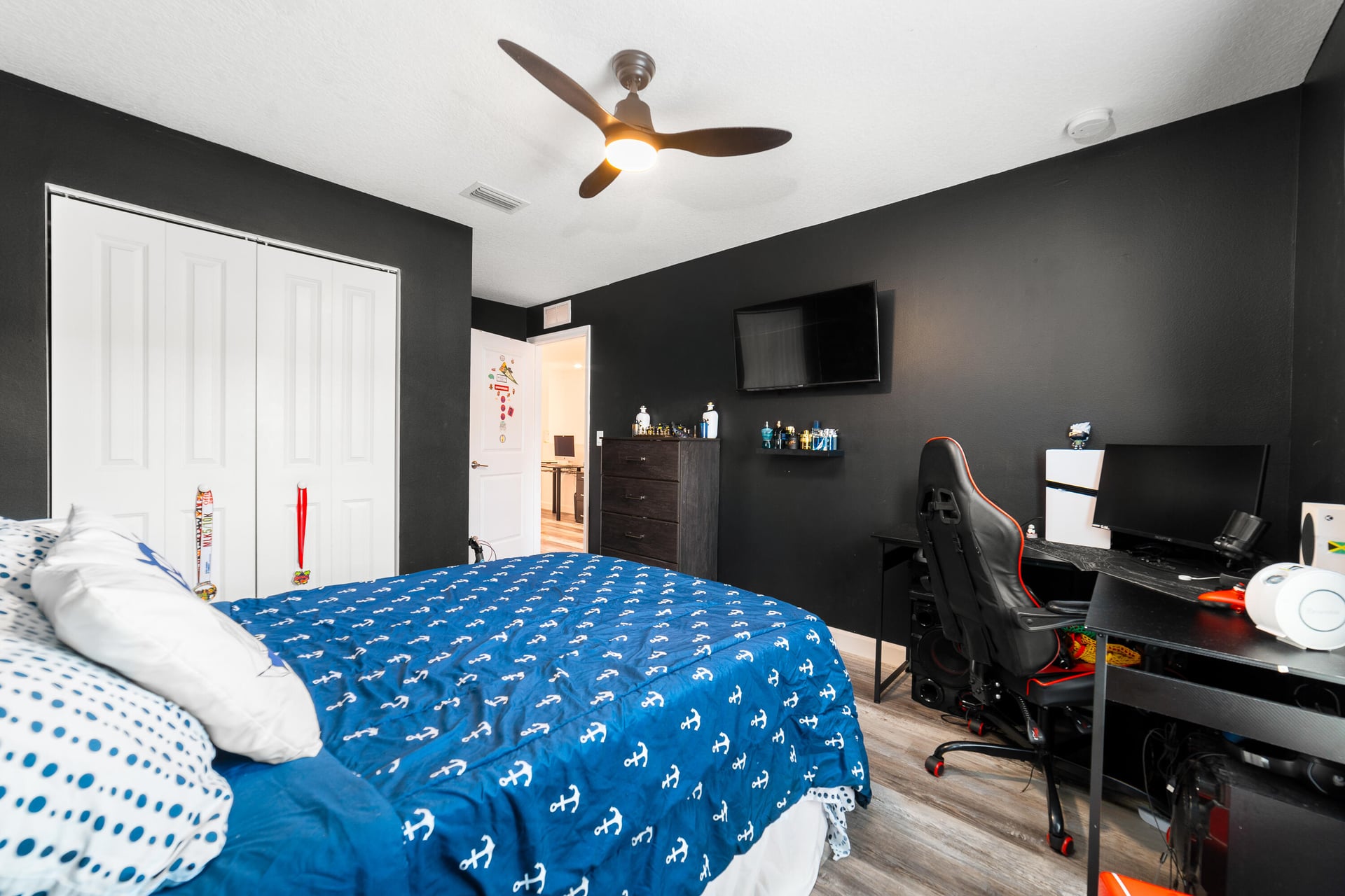 Residence photo 17