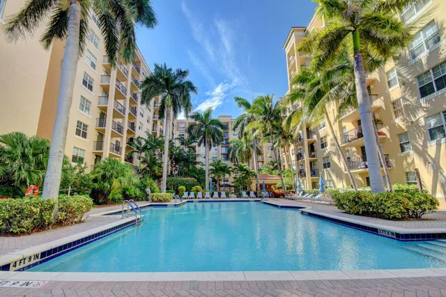 Flagler Pointe Unit 901 photo 8