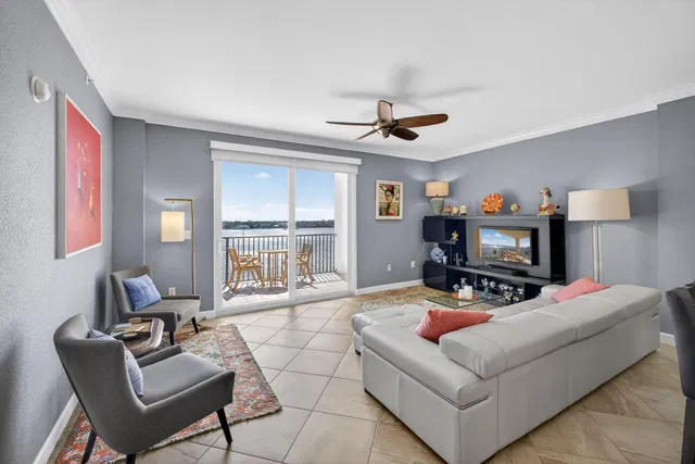 Flagler Pointe Unit 901 photo 15