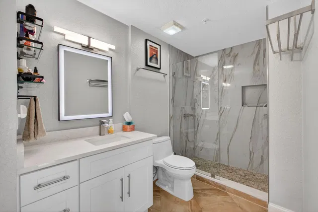 Flagler Pointe Unit 901 photo 27