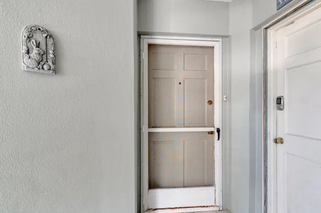  Unit 107 photo 9