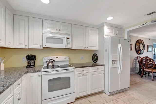  Unit 107 photo 15