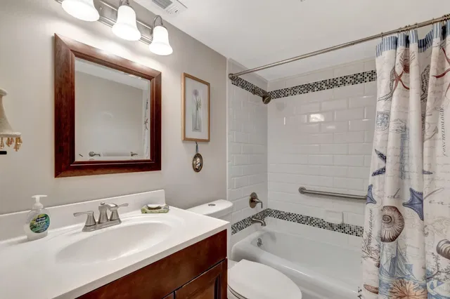  Unit 107 photo 20