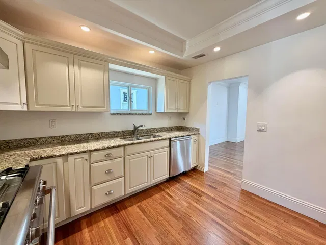 Grandview Heights Residence photo 32