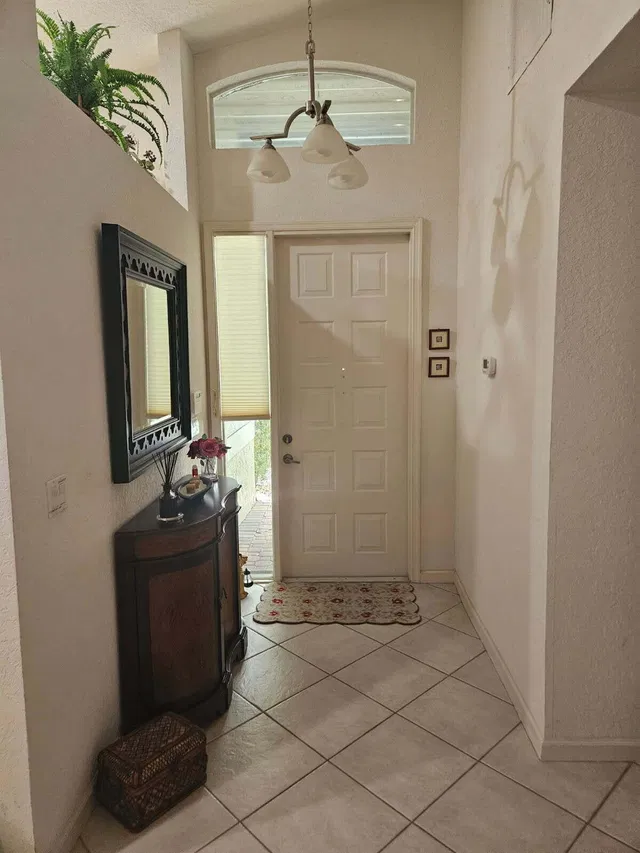 Residence photo 11