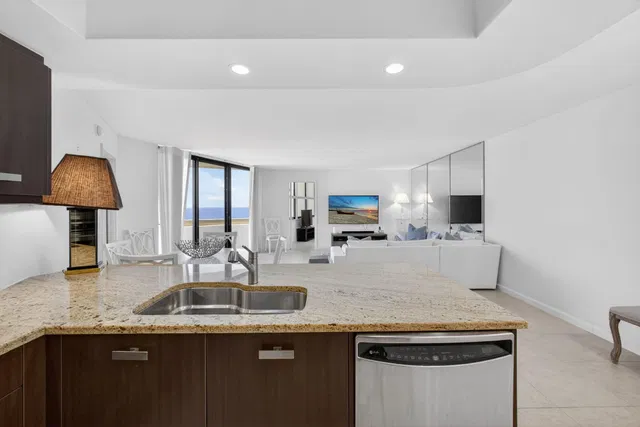 Singer Island Unit B24d photo 8