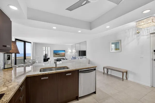 Singer Island Unit B24d photo 9