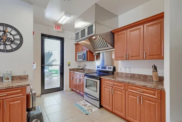 Singer Island Unit B24d photo 51