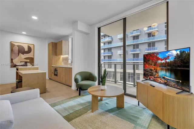 The Crosby Miami 407