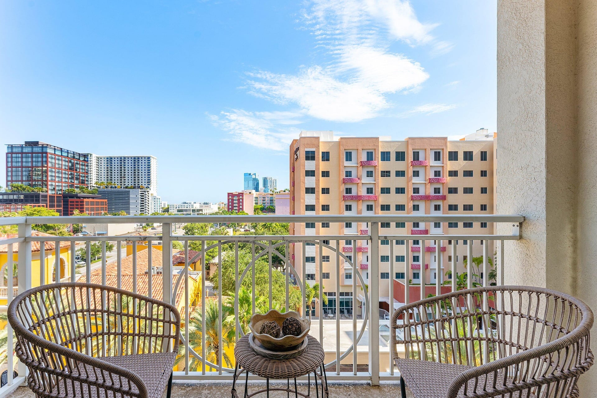 City Palms Unit 607 photo 16