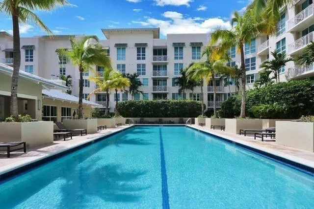 City Palms Unit 607 photo 19