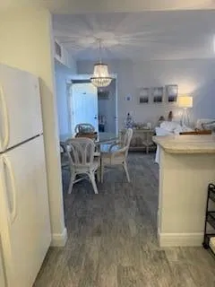 Unit Unit 205 photo 21