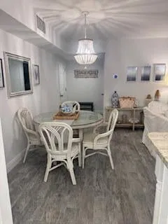 Unit Unit 205 photo 38