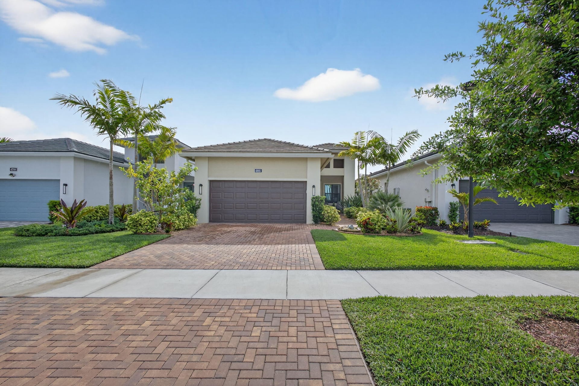 Residence photo 2