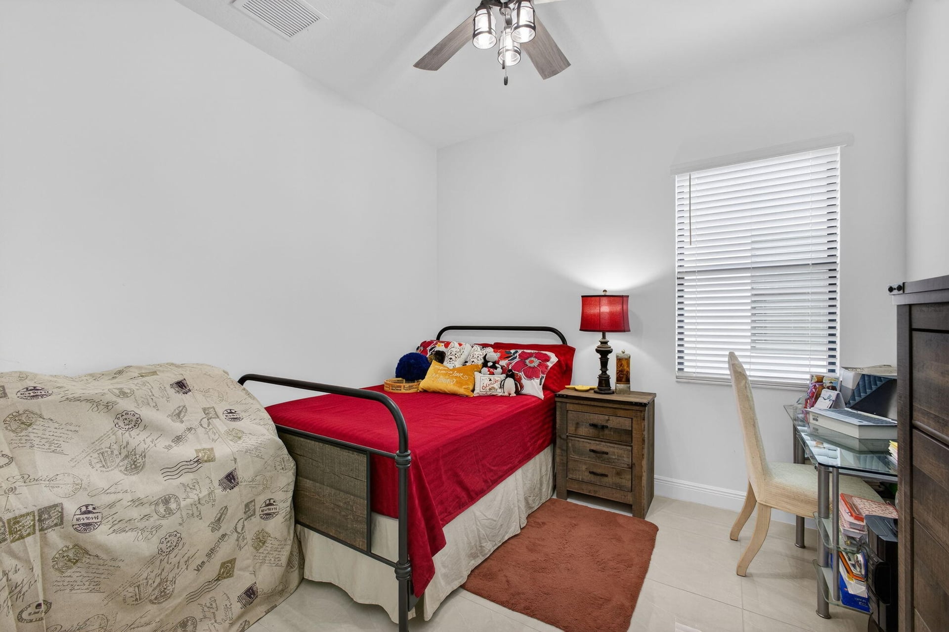 Residence photo 26