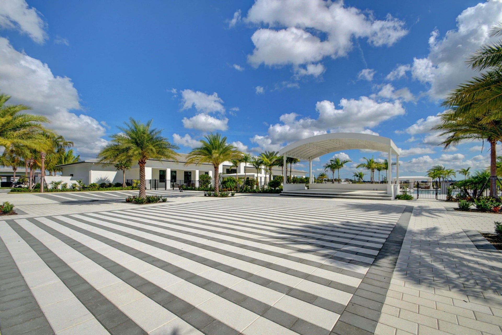 Residence photo 80