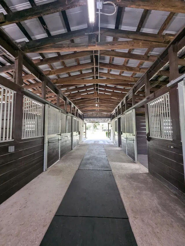 Unit - Barn - photo 8