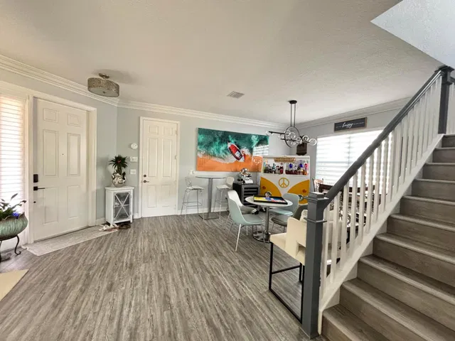 Residence photo 9