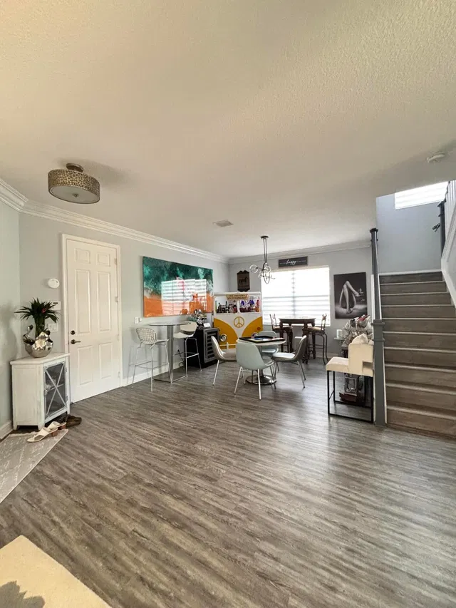 Residence photo 10