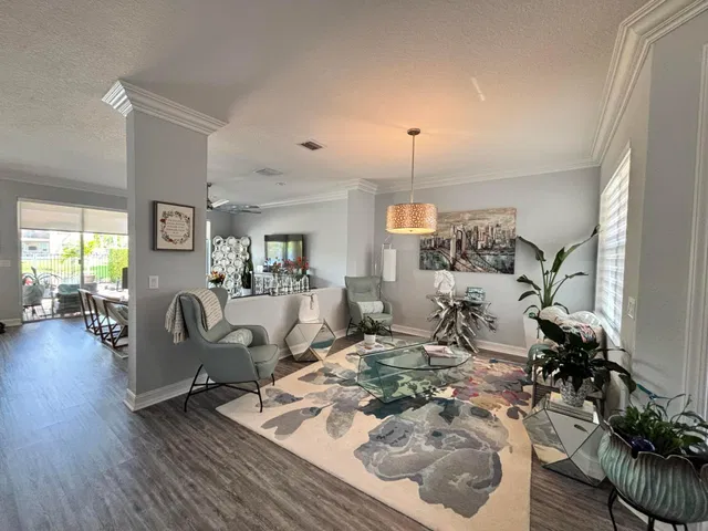 Residence photo 14