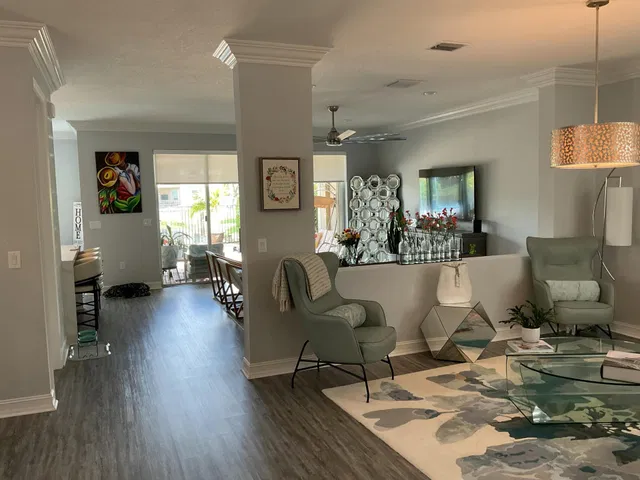 Residence photo 17