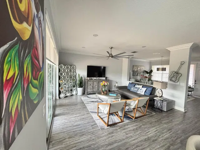 Residence photo 23