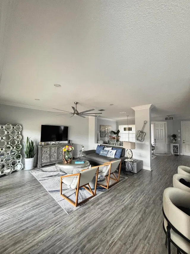 Residence photo 24