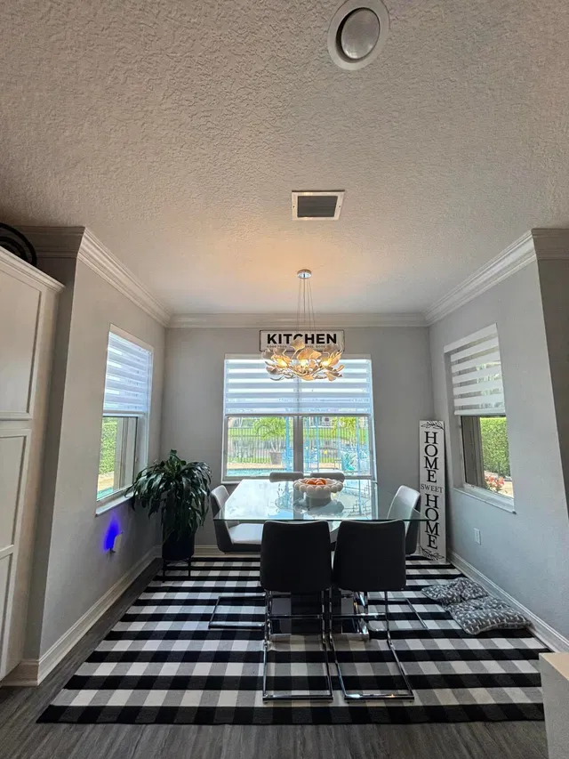 Residence photo 25