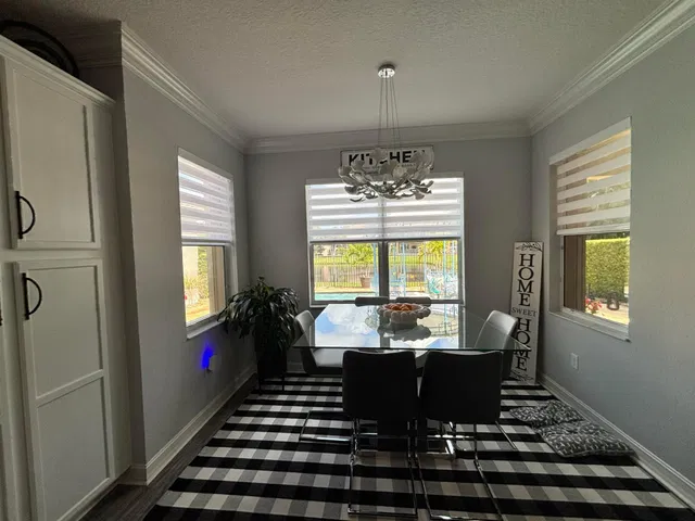 Residence photo 33