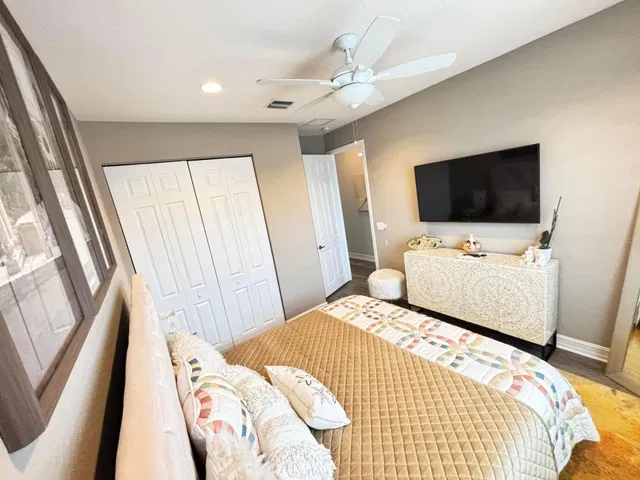 Residence photo 56