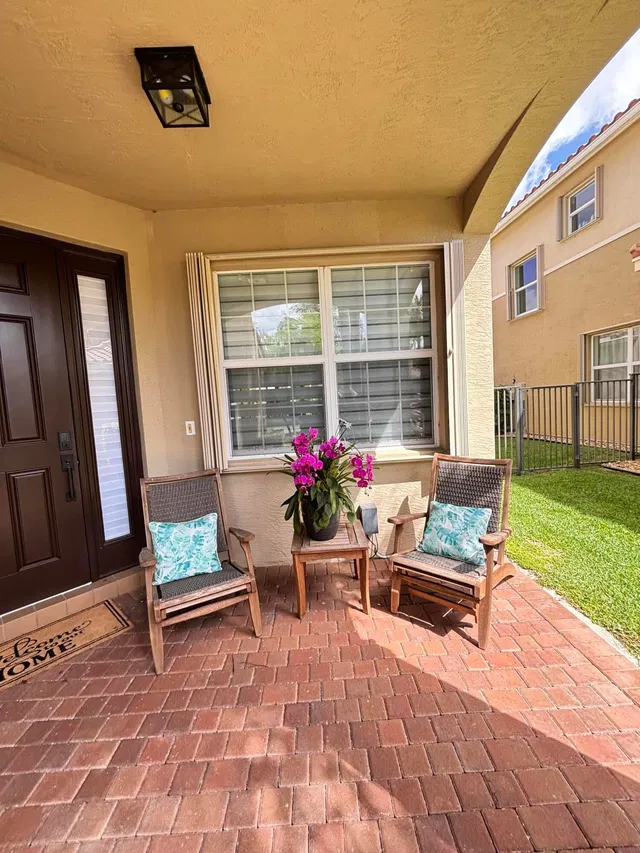 Residence photo 88