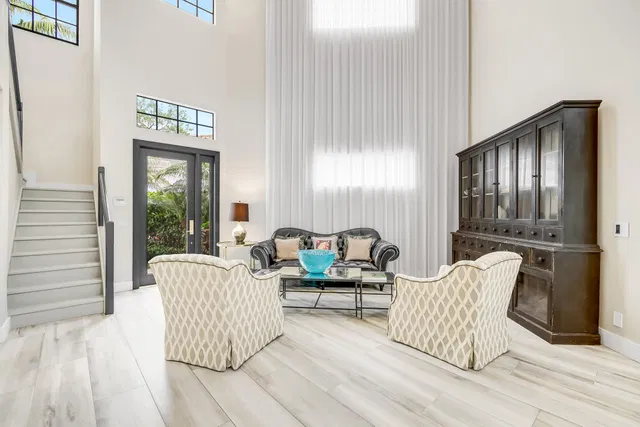 Eagles Landing Residence photo 2